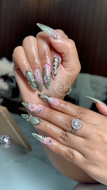 Atavia Nails design 10