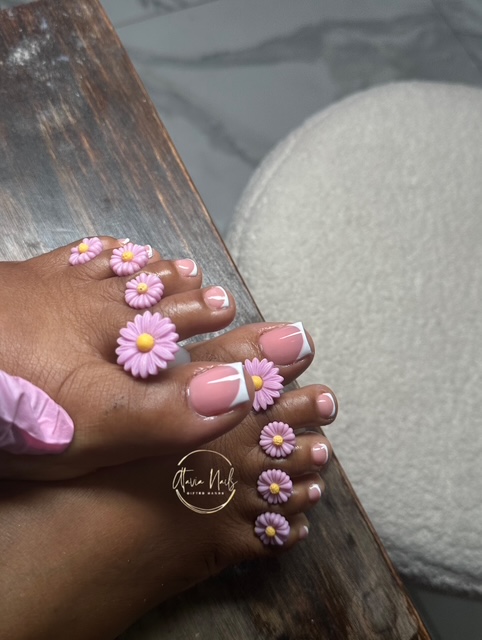 Atavia Nails design 1